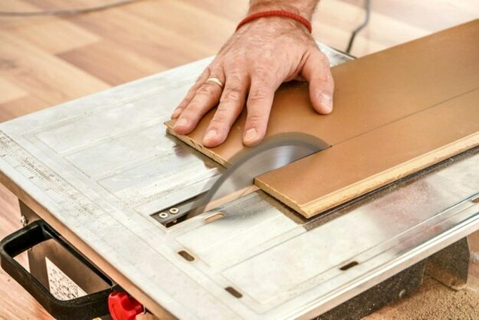 How To Cut Laminate Flooring With A Circular Saw