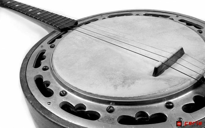 Tous Les Débutants Devraient Apprendre Cinq Accords De Banjo à Cordes Simples